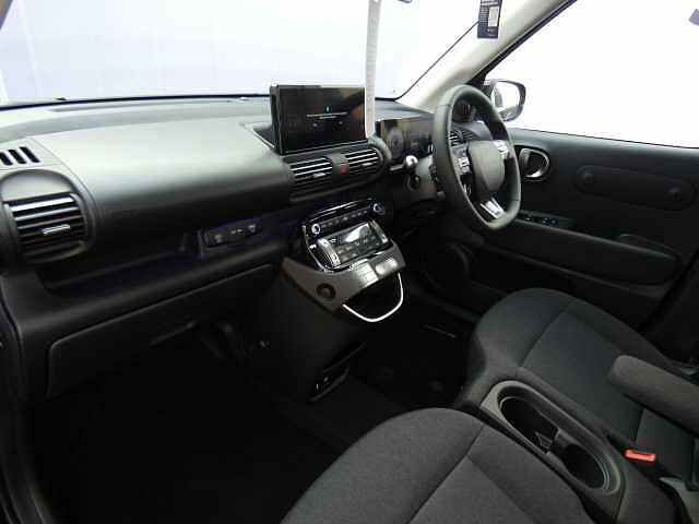 Hyundai INSTER Long Range 49kWh 02 Auto 5dr Black