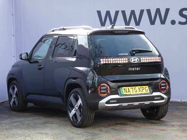 Hyundai INSTER Long Range 49kWh 02 Auto 5dr Black