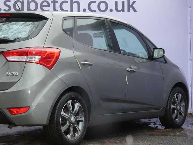 Hyundai IX20 1.6 SE Nav Euro 6 5dr Grey