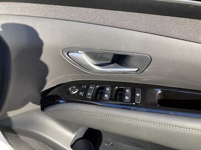 Hyundai TUCSON 1.6 h T-GDi SE Connect Auto Euro 6 (s/s) 5dr