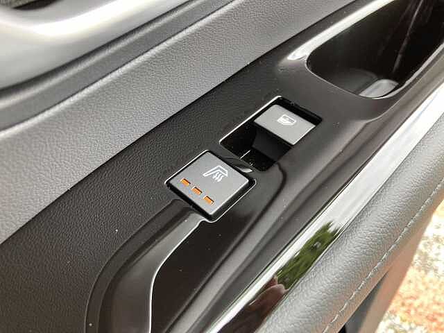 Hyundai TUCSON 1.6T Premium 5dr