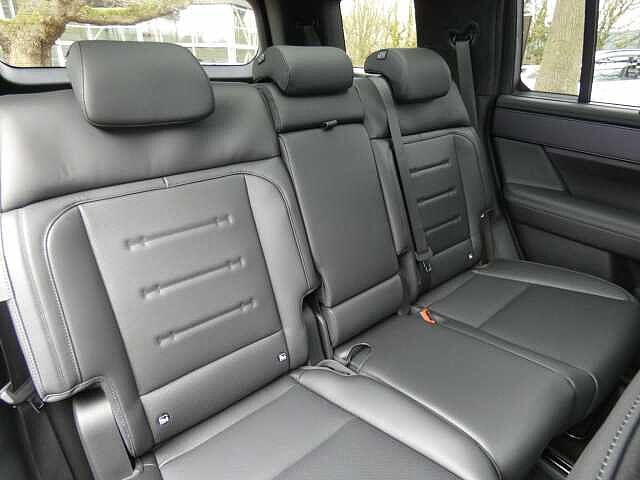 Hyundai SANTA FE 1.6 h T-GDi Calligraphy Auto 4WD Euro 6 (s/s) 5dr (7Seat) Black