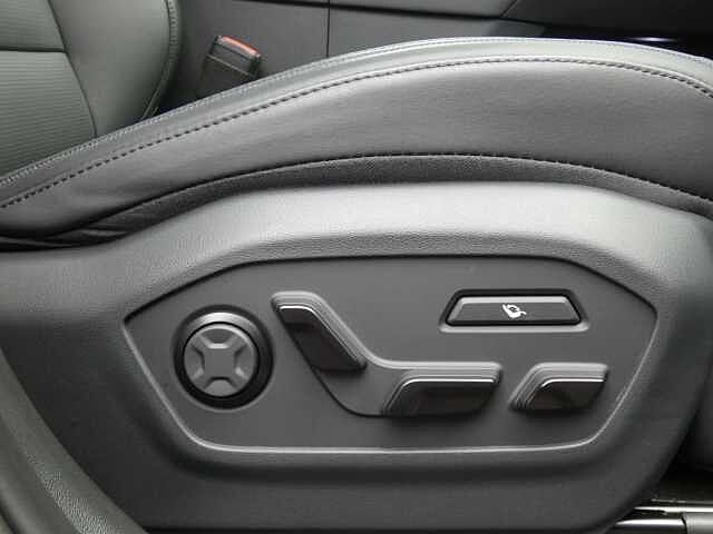 Hyundai SANTA FE 1.6 h T-GDi Calligraphy Auto 4WD Euro 6 (s/s) 5dr (7Seat) Black