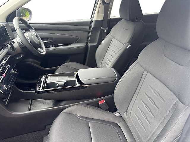 Hyundai TUCSON 1.6T Hybrid Advance 5dr Auto White