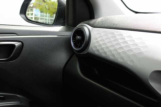 Hyundai I10 1.2 [79] Premium 5dr [Nav] Blue