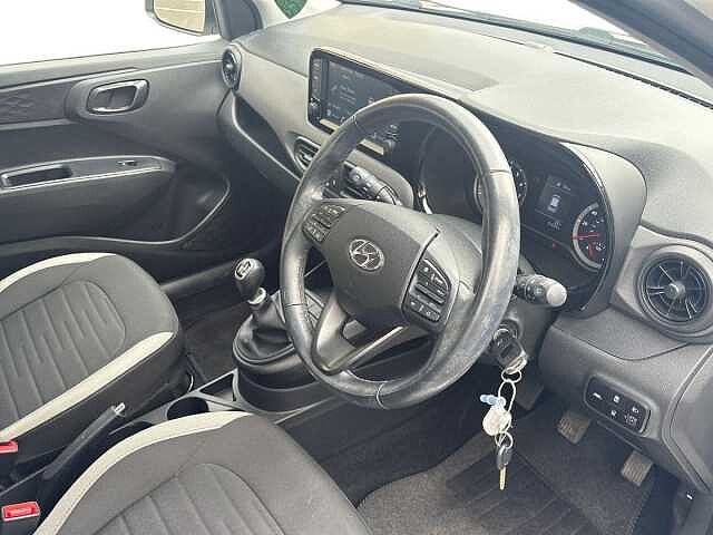 Hyundai I10 1.0 MPi SE Connect 5dr White