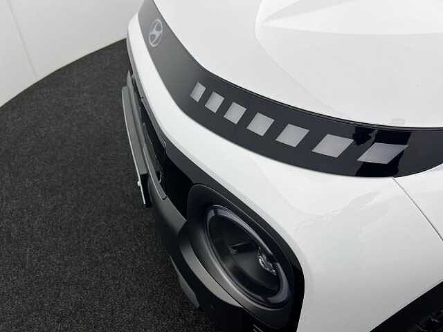 Hyundai INSTER 49kWh Cross ATLAS WHITE