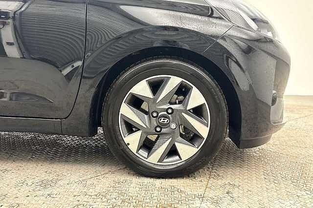 Hyundai KONA 65kWh N Line S SILVER