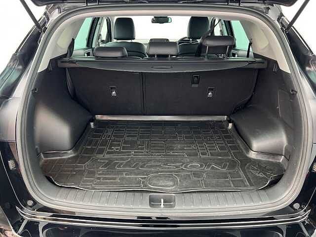 Hyundai TUCSON 1.6 CRDi 136 DCT Premium PHANTOM BLACK