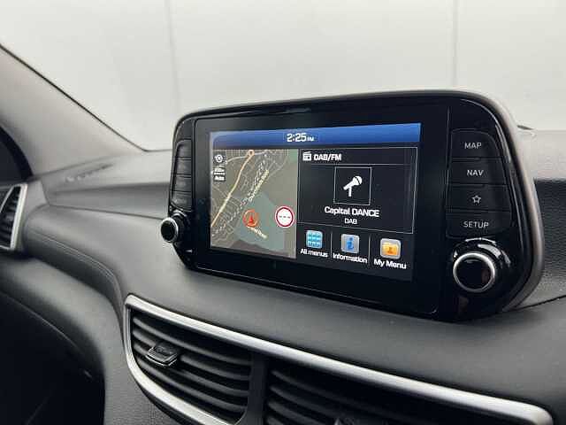 Hyundai TUCSON 1.6 CRDi 136 DCT Premium PHANTOM BLACK
