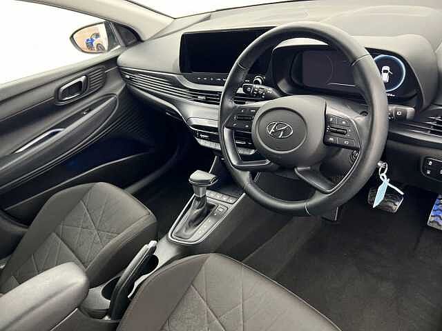 Hyundai BAYON 1.0 TGDi 48V MHEV Premium 5dr DCT MANGROVE GREEN