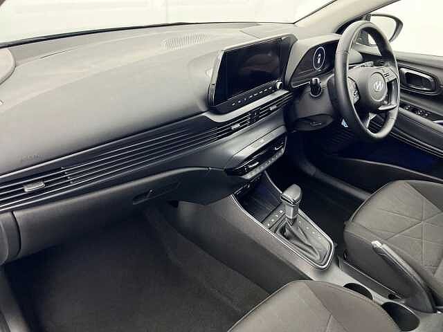 Hyundai BAYON 1.0 TGDi 48V MHEV Premium 5dr DCT MANGROVE GREEN