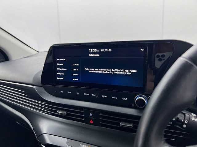 Hyundai BAYON 1.0 TGDi 48V MHEV Premium 5dr DCT MANGROVE GREEN