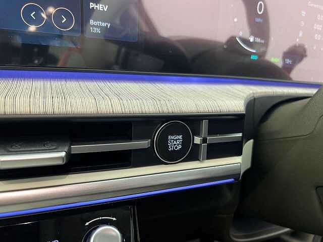 Hyundai SANTA FE 1.6 TGDi Plug-in Hybrid Ultimate OLIVE GREEN