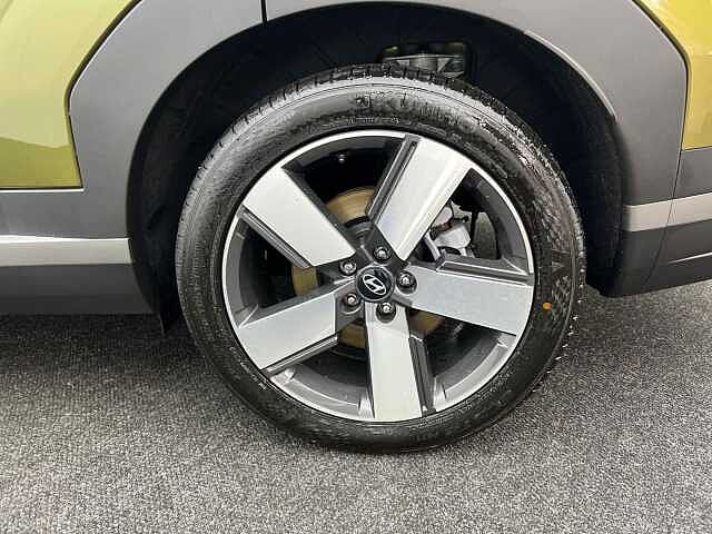 Hyundai SANTA FE 1.6 TGDi Plug-in Hybrid Ultimate OLIVE GREEN