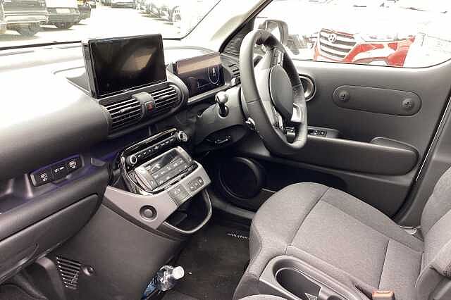 Hyundai INSTER 85kW 02 49kWh 5dr Auto White