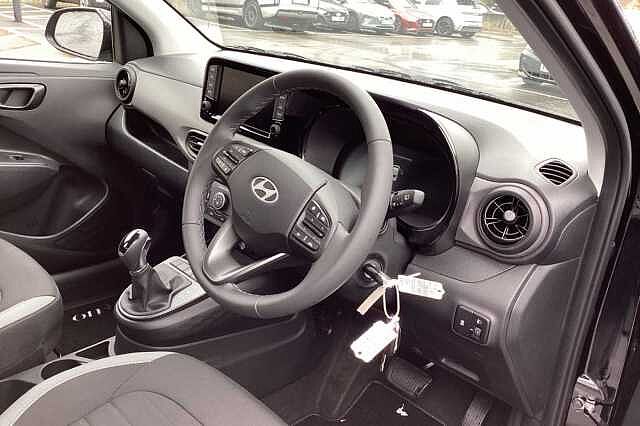 Hyundai I10 1.2 [79] Advance 5dr Auto [Nav] Hatchback Black