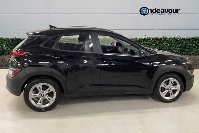 Hyundai KONA 1.0 TGDi 48V MHEV SE Connect 5dr Black