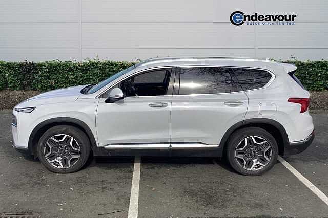 Hyundai SANTA FE 1.6 TGDi Hybrid Ultimate 5dr 4WD Auto White