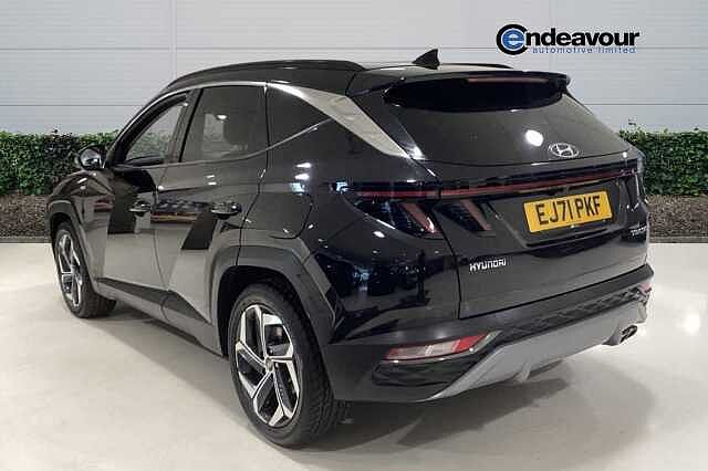 Hyundai TUCSON 1.6 TGDi 48V MHD Ultimate 5dr 2WD DCT Black