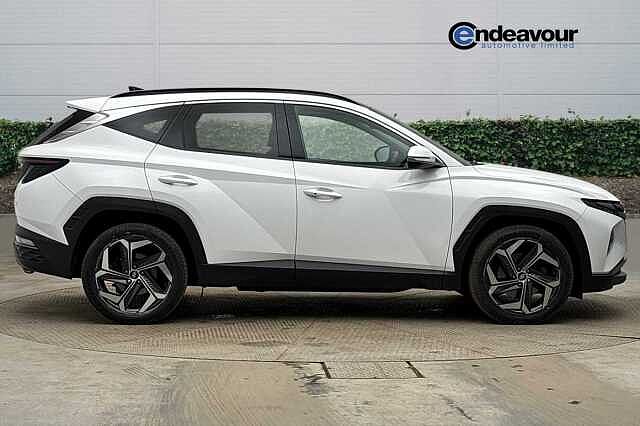 Hyundai TUCSON 1.6 TGDi Hybrid 230 Ultimate 5dr 2WD Auto White