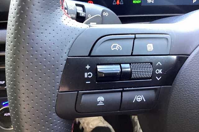 Hyundai TUCSON 1.6T Hybrid N Line 5dr Auto White