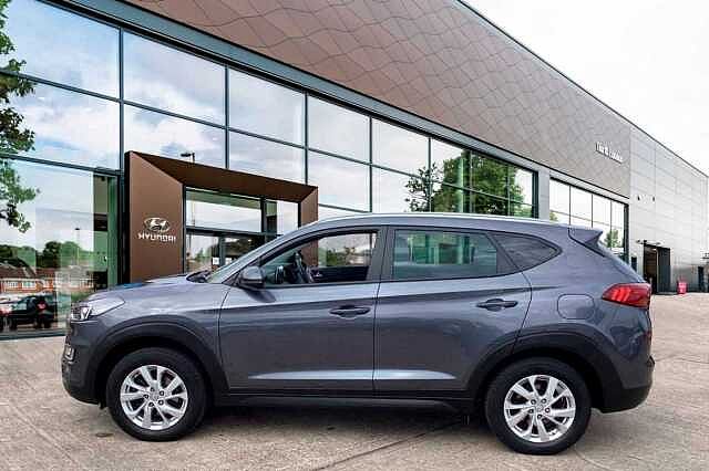 Hyundai TUCSON 1.6 GDi SE Nav (2WD) 5 Door Grey
