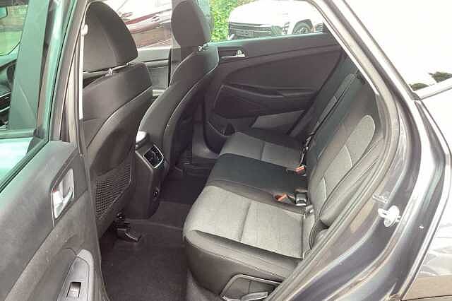 Hyundai TUCSON 1.6 GDi SE Nav (2WD) 5 Door Grey