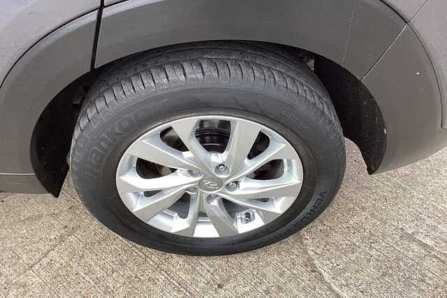 Hyundai TUCSON 1.6 GDi SE Nav (2WD) 5 Door Grey