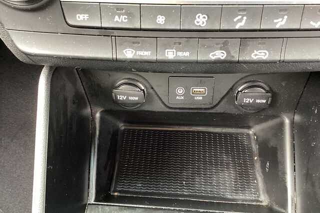 Hyundai TUCSON 1.6 GDi SE Nav (2WD) 5 Door Grey