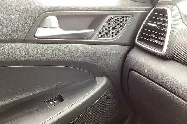 Hyundai TUCSON 1.6 GDi SE Nav (2WD) 5 Door Grey