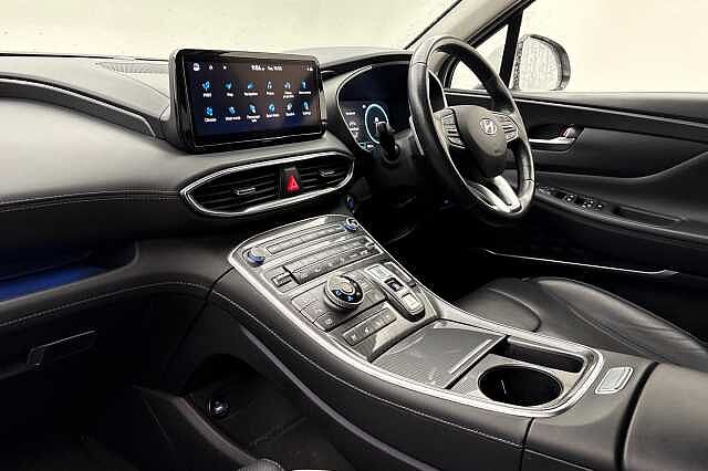 Hyundai SANTA FE 1.6 TGDi Plug-in Hybrid Ultimate 5dr 4WD Auto White