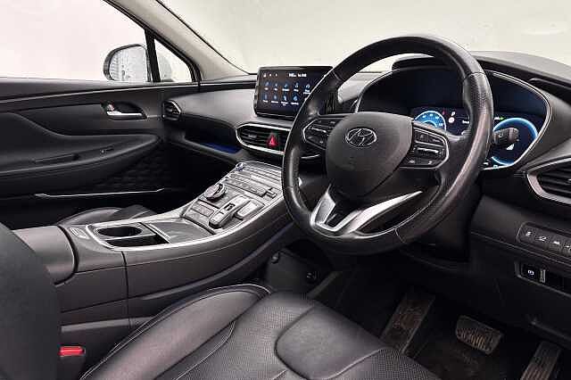 Hyundai SANTA FE 1.6 TGDi Plug-in Hybrid Ultimate 5dr 4WD Auto White