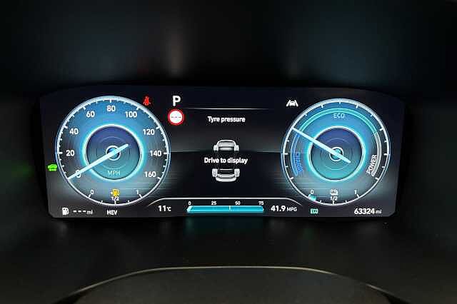 Hyundai SANTA FE 1.6 TGDi Plug-in Hybrid Ultimate 5dr 4WD Auto White