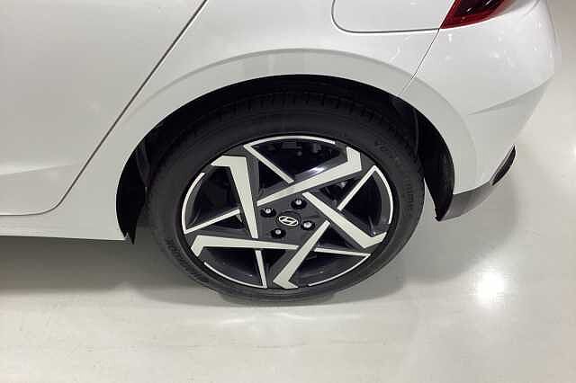 Hyundai i20 1.0T GDi Premium 5dr DCT Hatchback