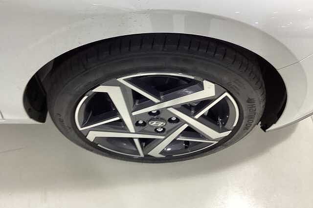 Hyundai i20 1.0T GDi Premium 5dr DCT Hatchback