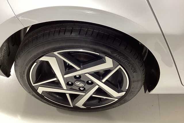 Hyundai i20 1.0T GDi Premium 5dr DCT Hatchback