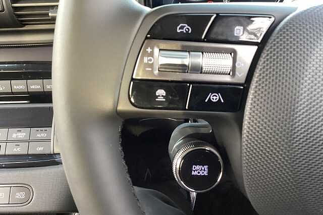 Hyundai INSTER 85kW 02 49kWh 5dr Auto Black