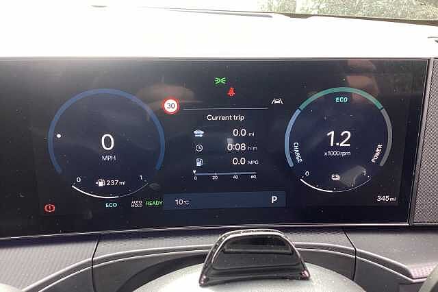 Hyundai SANTA FE 1.6 TGDi PHEV Calligraphy 5dr 4WD Auto [6 Seats] White