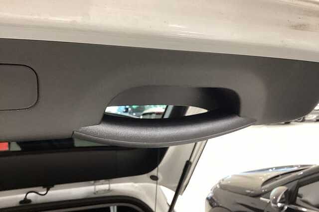 Hyundai KONA 160kW Advance 65kWh 5dr Auto White