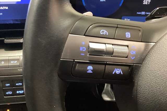 Hyundai KONA 160kW Advance 65kWh 5dr Auto White