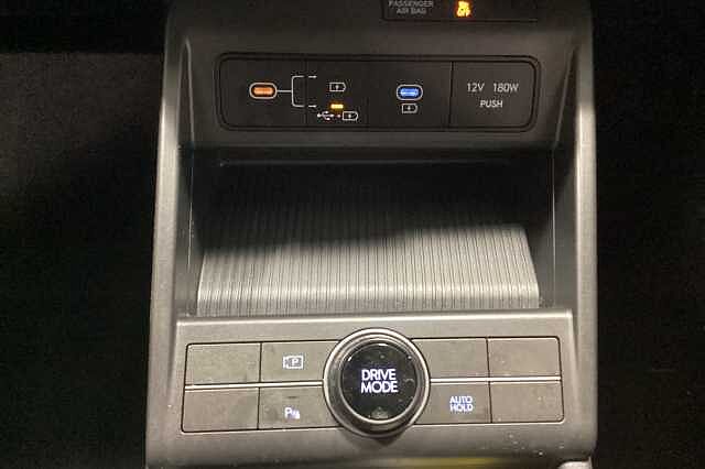 Hyundai KONA 160kW Advance 65kWh 5dr Auto White