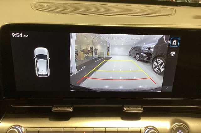 Hyundai KONA 160kW Advance 65kWh 5dr Auto White