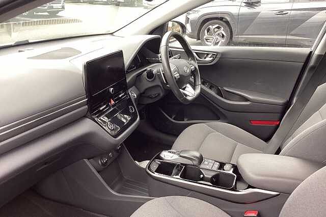 Hyundai IONIQ 100kW Premium 38kWh 5dr Auto Silver