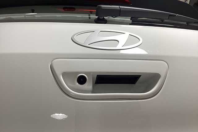 Hyundai I10 1.2 Advance 5dr Auto White