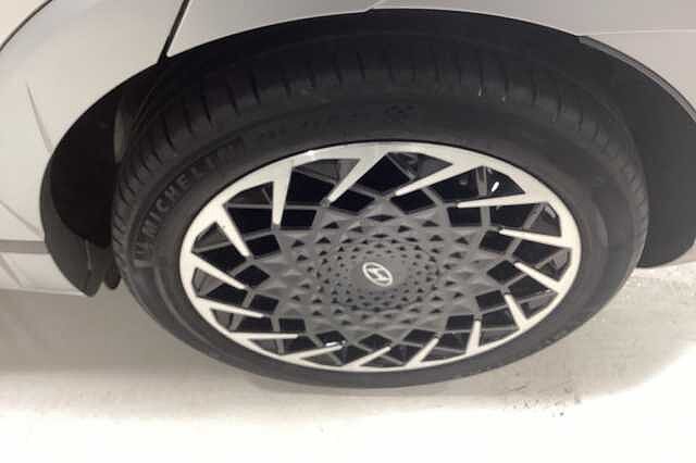 Hyundai IONIQ 5 239kW Ultimate 77 kWh 5dr AWD Auto Gold