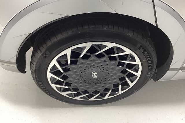 Hyundai IONIQ 5 239kW Ultimate 77 kWh 5dr AWD Auto Gold