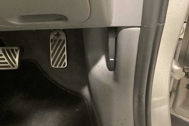 Hyundai IONIQ 5 239kW Ultimate 77 kWh 5dr AWD Auto Gold