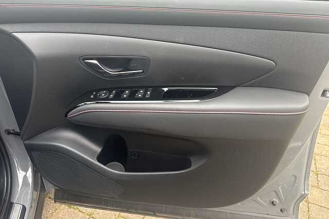Hyundai TUCSON 1.6T Plug-in Hybrid N Line 5dr 4WD Auto