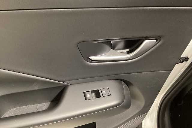 Hyundai Kona 1.6 GDi Hybrid Ultimate 5dr DCT Hatchback